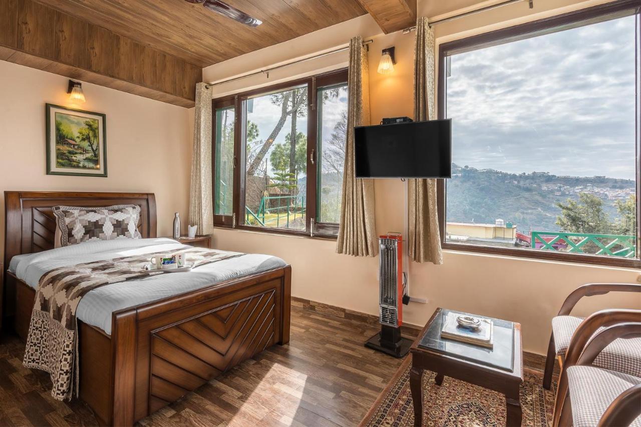 Stayvista At Cecil Cottages With Barbeque, Hill View Kasauli Exterior foto